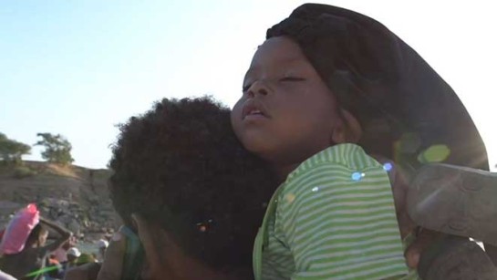 Tusentals flyr Etiopien varje dag. Läget är livsfarligt för civila.