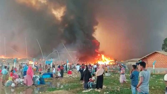 En förödande brand lämnade tusentals hemlösa i flyktinglägret Balukhali i Cox’s Bazar, Bangladesh 22 Mars, 2021